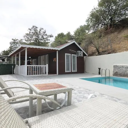 çelik Termal Butik Hotel *