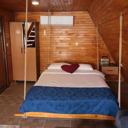 çelik Termal Butik * Ayaş