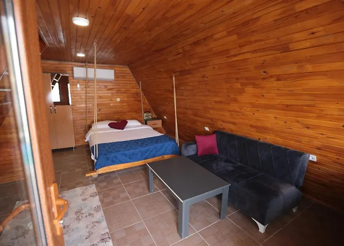 Celik Termal Butik * Ayaş