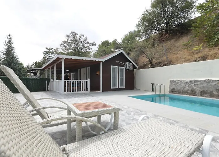 Celik Termal Butik Hotell *